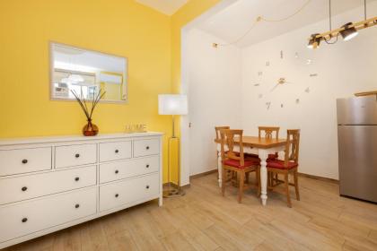 Apartment a stones throw from the Uffizi Ponte Vecchio Duomo Piazza Pitti - image 10