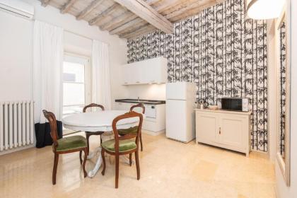 Boboli’s garden Apartment by Firenze Prestige - image 15